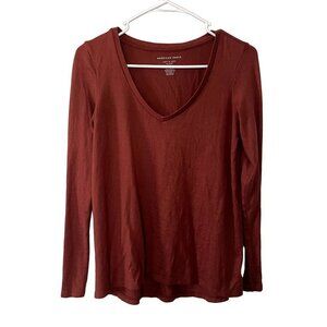 American Eagle soft and sexy coral v-neck sweater knit comfortable winter warm